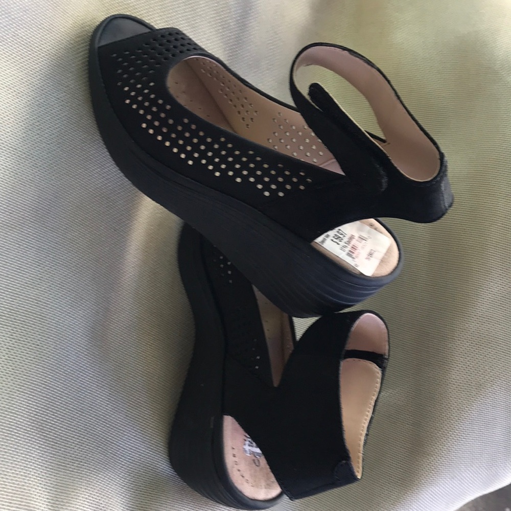 Clarks black wedge sandal - size 5